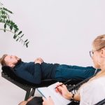 Психотерапия: как найти своего специалиста и улучшить психоэмоциональное состояние.